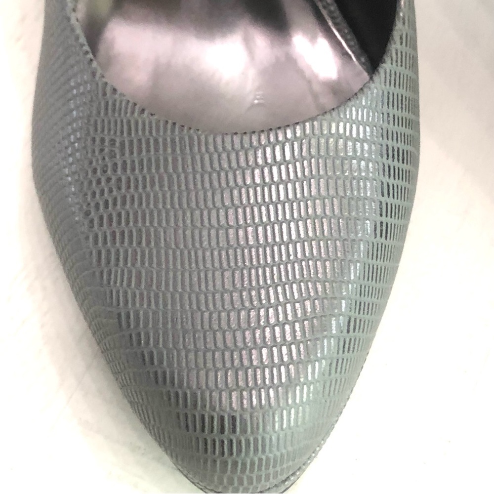 Nine West Rochao  Grey Heels Sz 9M - Picture 12 of 12